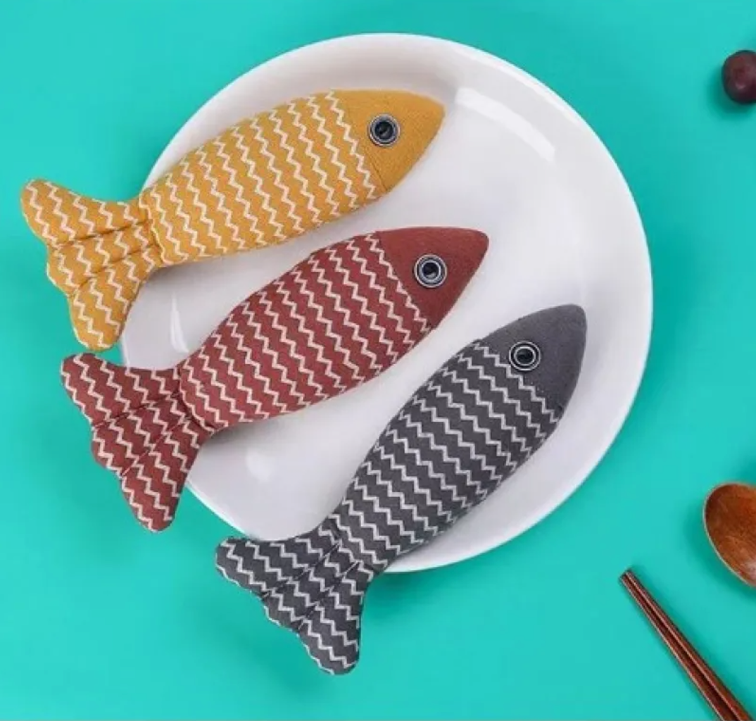 Linen Play Fish