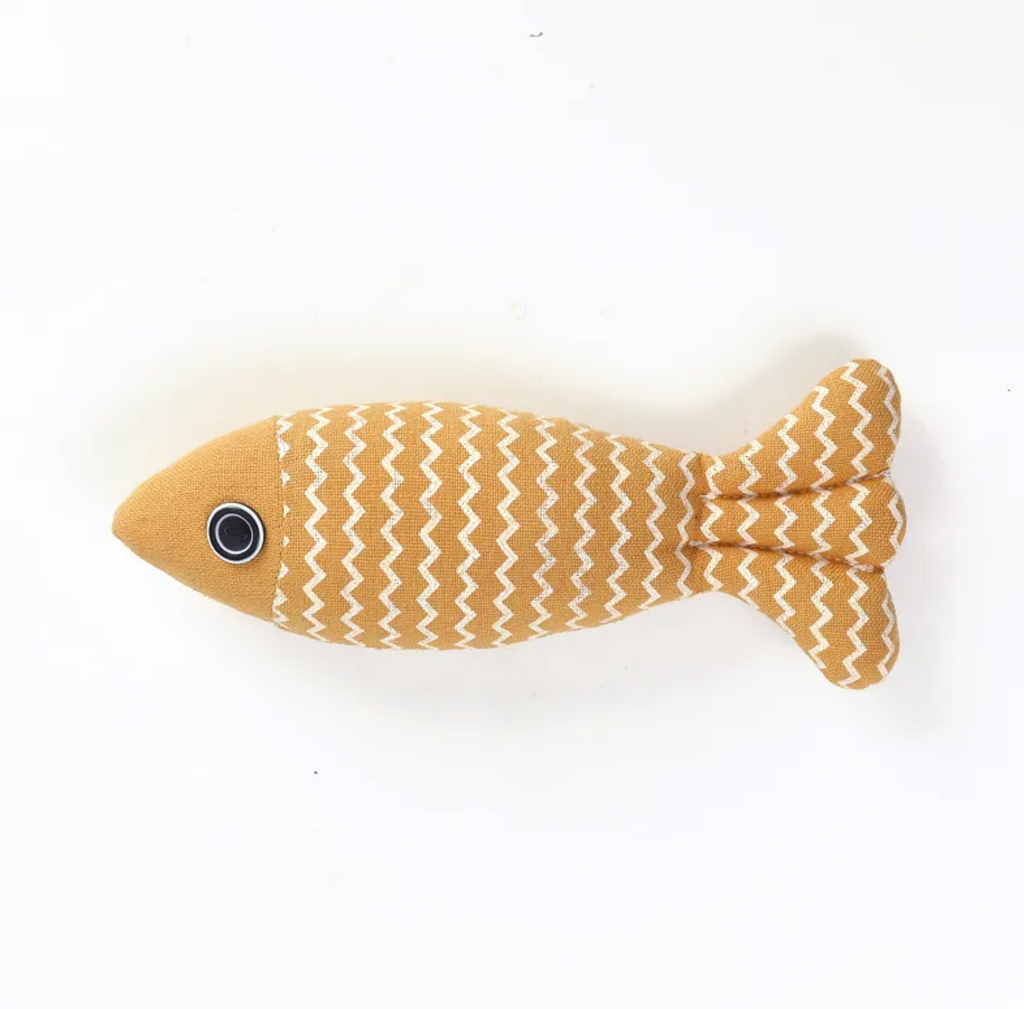 Linen Play Fish