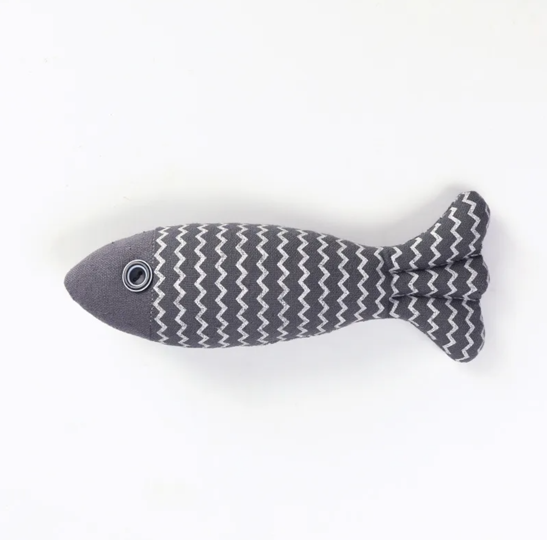 Linen Play Fish